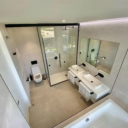 Rocavista - With Heated Rooftop Pool And Amazing Ocean View 빌라 *