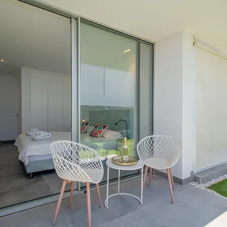 Rocavista - With Heated Rooftop Pool And Amazing Ocean View 아데제