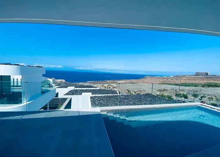 Rocavista - With Heated Rooftop Pool And Amazing Ocean View * アデヘ