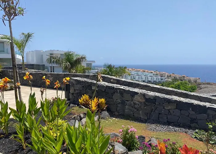 Rocavista - With Heated Rooftop Pool And Amazing Ocean View Villa