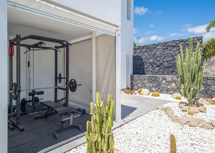 Villa Rocavista - With Heated Rooftop Pool And Amazing Ocean View *