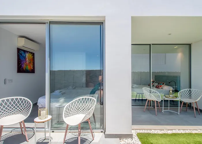 Rocavista - With Heated Rooftop Pool And Amazing Ocean View *