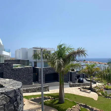 Willa Rocavista - With Heated Rooftop Pool And Amazing Ocean View