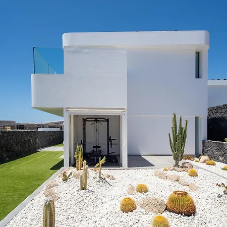 Rocavista - With Heated Rooftop Pool And Amazing Ocean View Villa Costa Adeje (Tenerife)